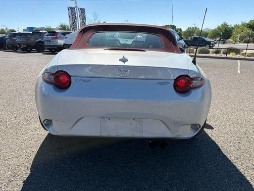 Ceramic Metallic 2018 Mazda MX-5 Miata Grand Touring