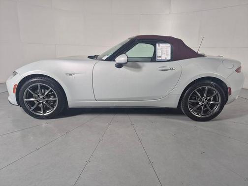 Ceramic Metallic 2018 Mazda MX-5 Miata Grand Touring