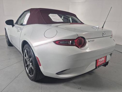 Ceramic Metallic 2018 Mazda MX-5 Miata Grand Touring
