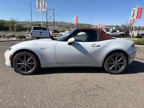 Ceramic Metallic 2018 Mazda MX-5 Miata Grand Touring