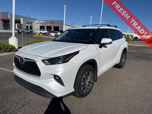 2024 Toyota Highlander XLE