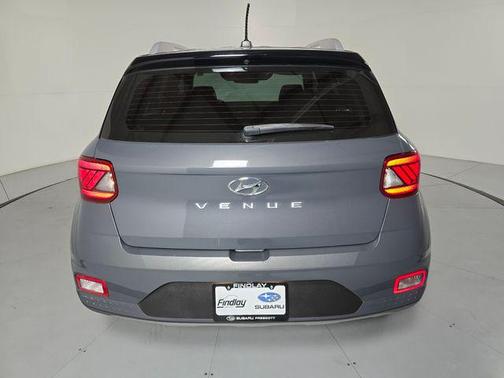 2024 Hyundai VENUE Limited