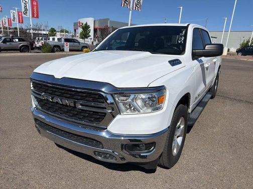 Bright White Clearcoat 2022 RAM 1500 Big Horn/Lone Star