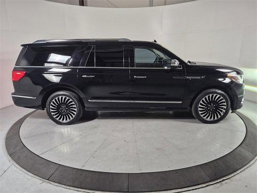 2018 Lincoln Navigator L Black Label