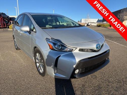 2015 Toyota Prius v Five