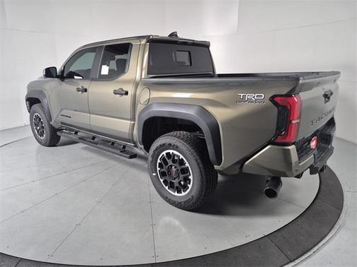 2026 Toyota Tacoma Hybrid TRD Off Road