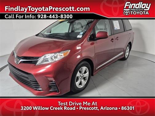2018 Toyota Sienna LE