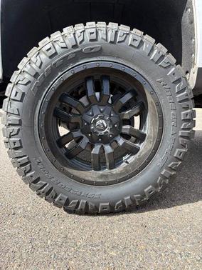 Summit White 2017 Chevrolet Silverado 1500 Custom
