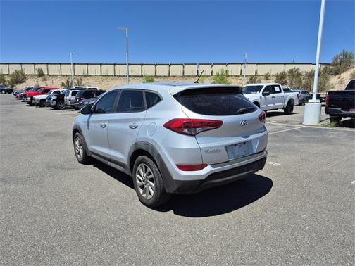 2018 Hyundai TUCSON SE