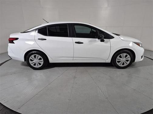 2023 Nissan Versa 1.6 S
