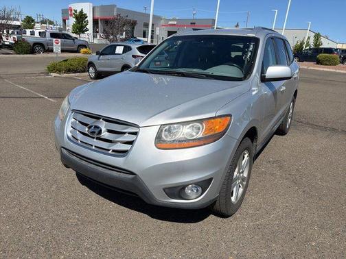 Moonstone Silver 2011 Hyundai SANTA FE SE