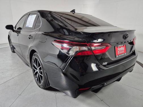 Midnight Black Metallic 2023 Toyota Camry SE