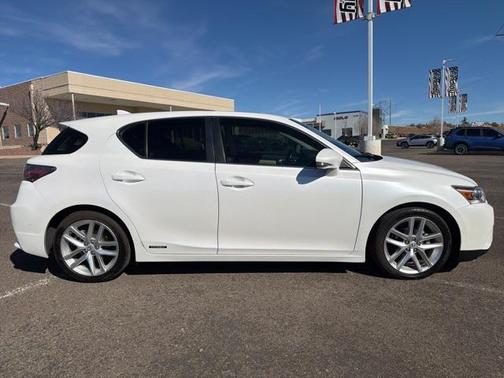 2017 Lexus CT 200h Base