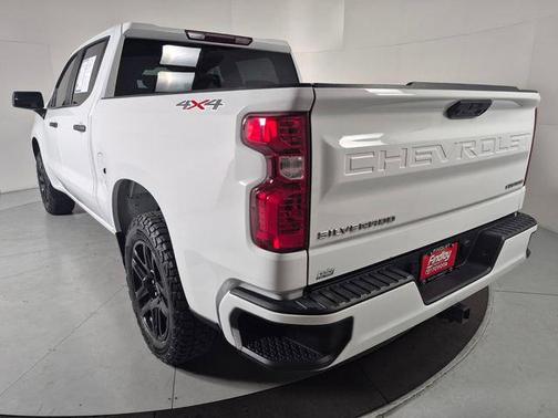 Summit White 2023 Chevrolet Silverado 1500 Custom
