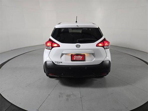 2020 Nissan Kicks S