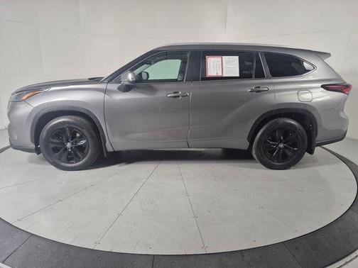 Heavy Metal 2025 Toyota Highlander XLE