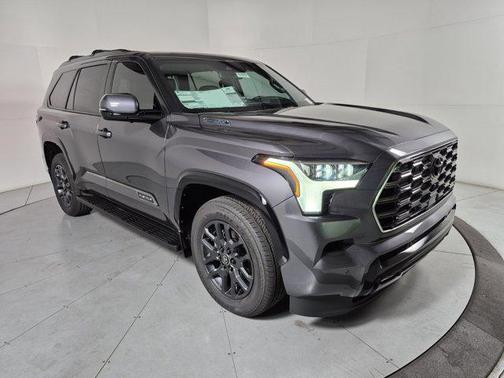 2025 Toyota Sequoia Platinum