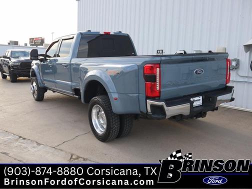 2023 Ford F-450 Lariat