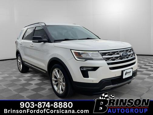 White Platinum Tri-Coat Metallic 2018 Ford Explorer XLT