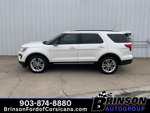 White Platinum Tri-Coat Metallic 2018 Ford Explorer XLT