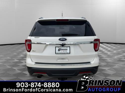White Platinum Tri-Coat Metallic 2018 Ford Explorer XLT