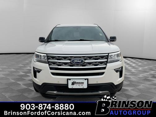 White Platinum Tri-Coat Metallic 2018 Ford Explorer XLT
