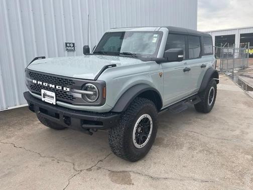 2023 Ford Bronco Badlands
