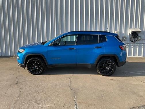 2022 Jeep Compass Latitude Lux