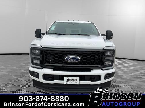 Oxford White 2026 Ford F-350 XL