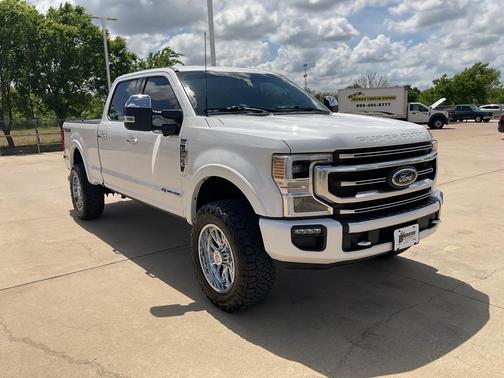 Star White 2022 Ford F-250 Platinum