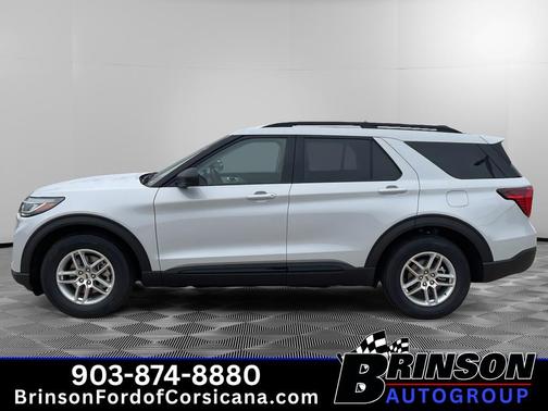 Space White Metallic 2026 Ford Explorer Active
