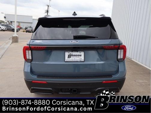 Vapor Blue Metallic 2026 Ford Explorer ST-Line