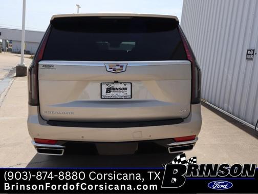 2024 Cadillac Escalade ESV Luxury