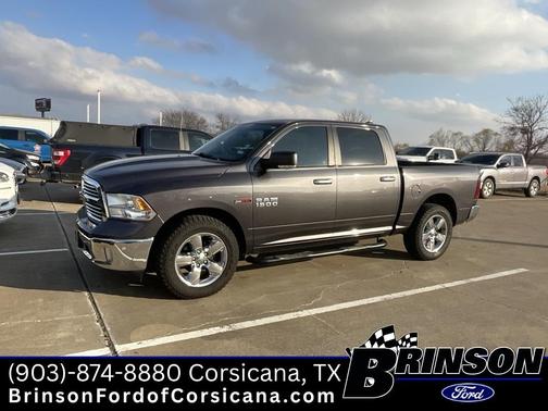 2016 RAM 1500 SLT