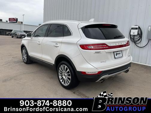White Platinum Tri-Coat Metallic 2017 Lincoln MKC Reserve