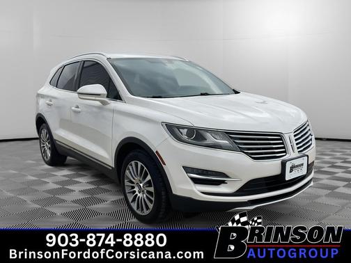 White Platinum Tri-Coat Metallic 2017 Lincoln MKC Reserve