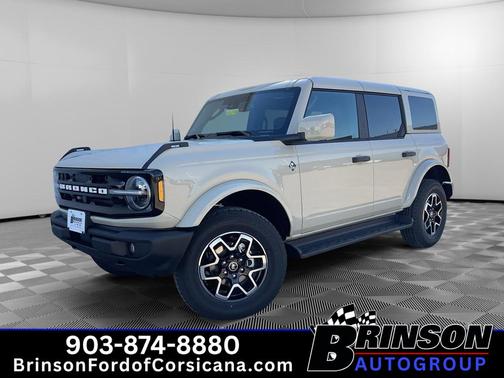 Desert Sand 2026 Ford Bronco Outer Banks