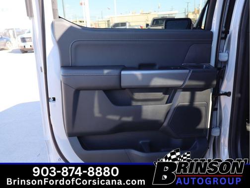 Avalanche 2026 Ford F-150 XLT