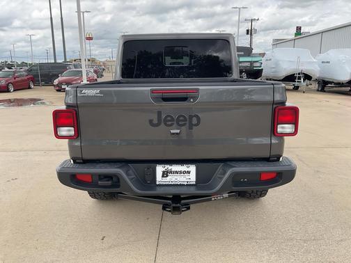 2025 Jeep Gladiator Sport