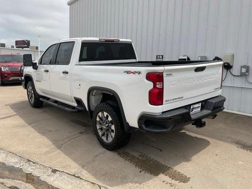 2022 Chevrolet Silverado 2500 Custom