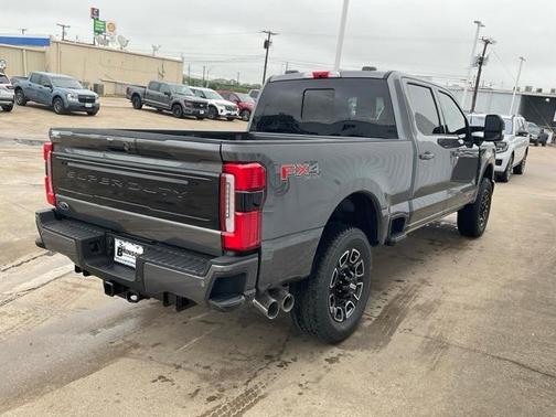 2025 Ford F-250 Platinum