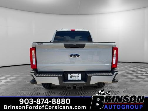 Avalanche 2026 Ford F-250 XL