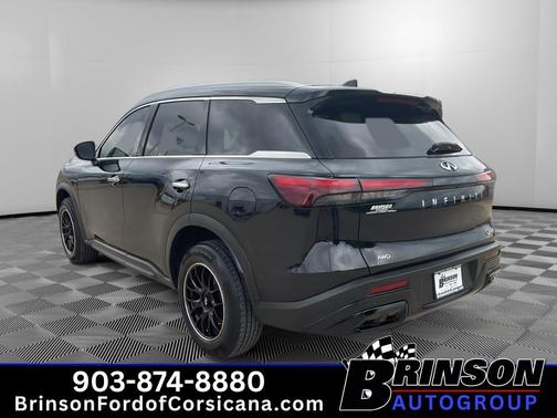 Mineral Black 2023 INFINITI QX60 Luxe