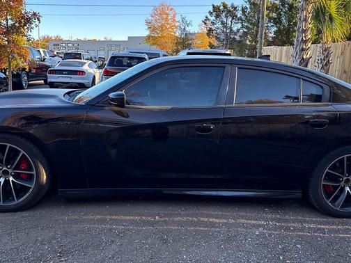 2016 Dodge Charger R/T Scat Pack