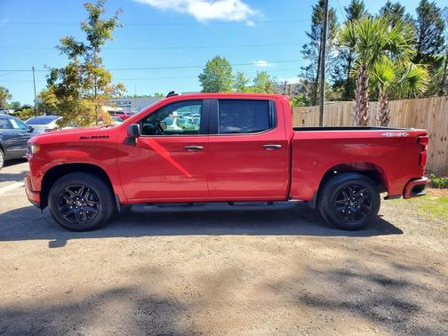 Red 2021 Chevrolet Silverado 1500 Custom