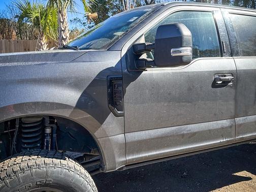 2017 Ford F-250 Lariat 4WD Crew Cab Lifted