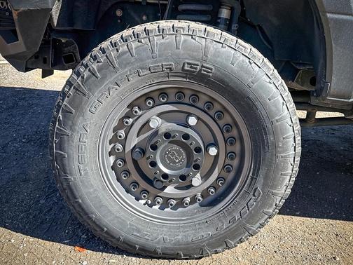 2017 Ford F-250 Lariat 4WD Crew Cab Lifted