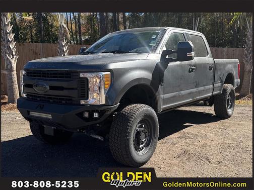 2017 Ford F-250 Lariat 4WD Crew Cab Lifted