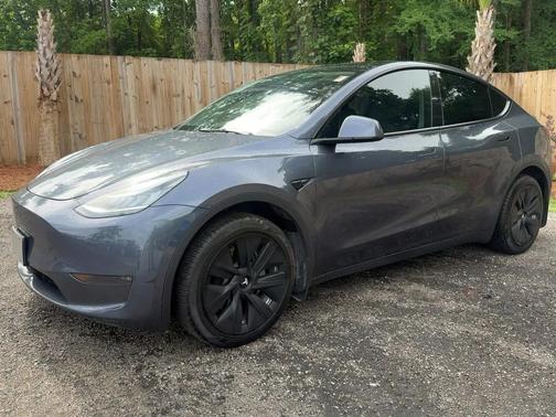 Gray 2023 Tesla Model Y Long Range AWD