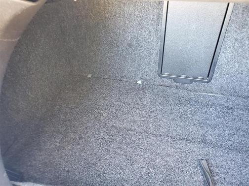 2010 Volkswagen New Beetle Auto